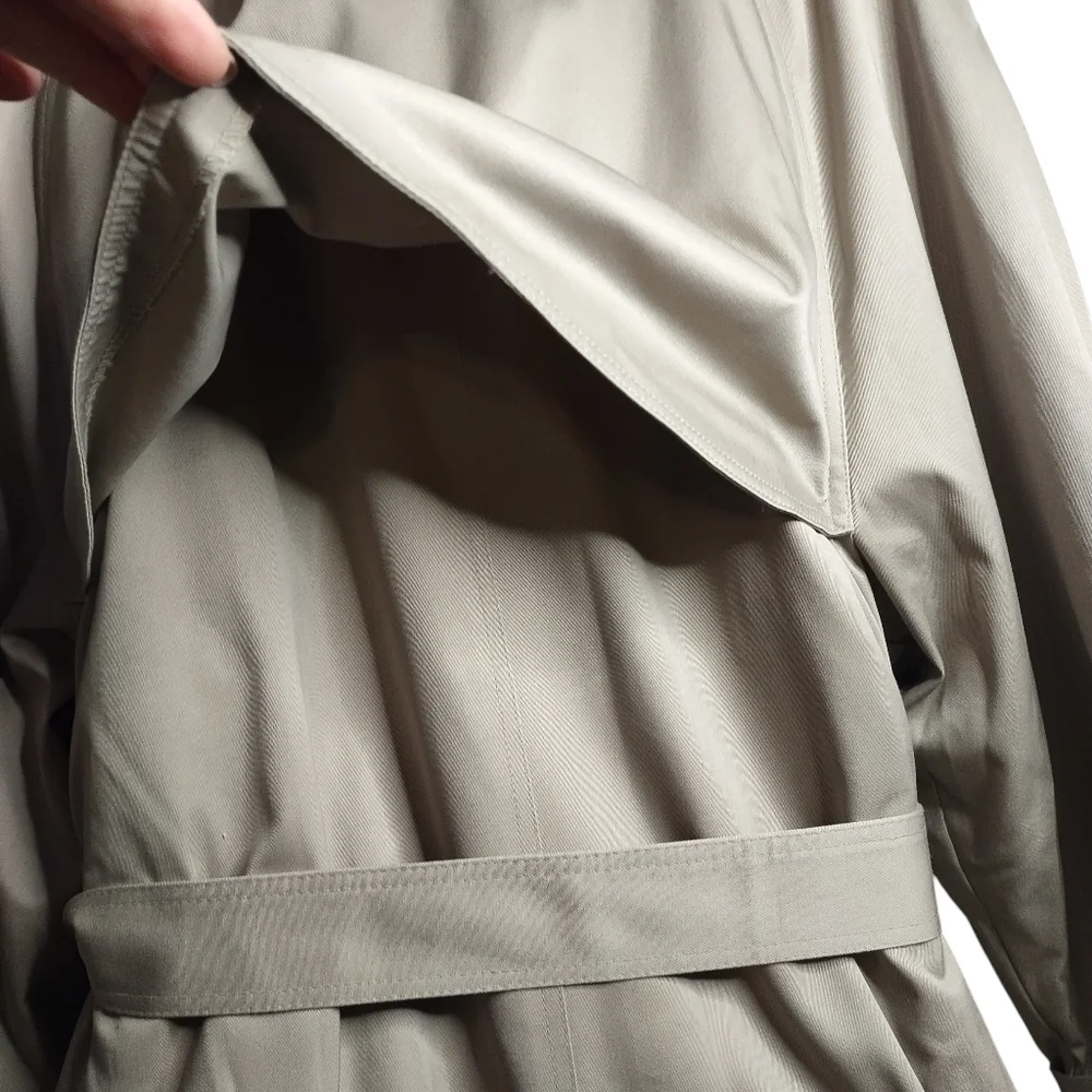 London Fog Men's Beige Double Breasted Belt Removable Liner Trench Coat Size 44